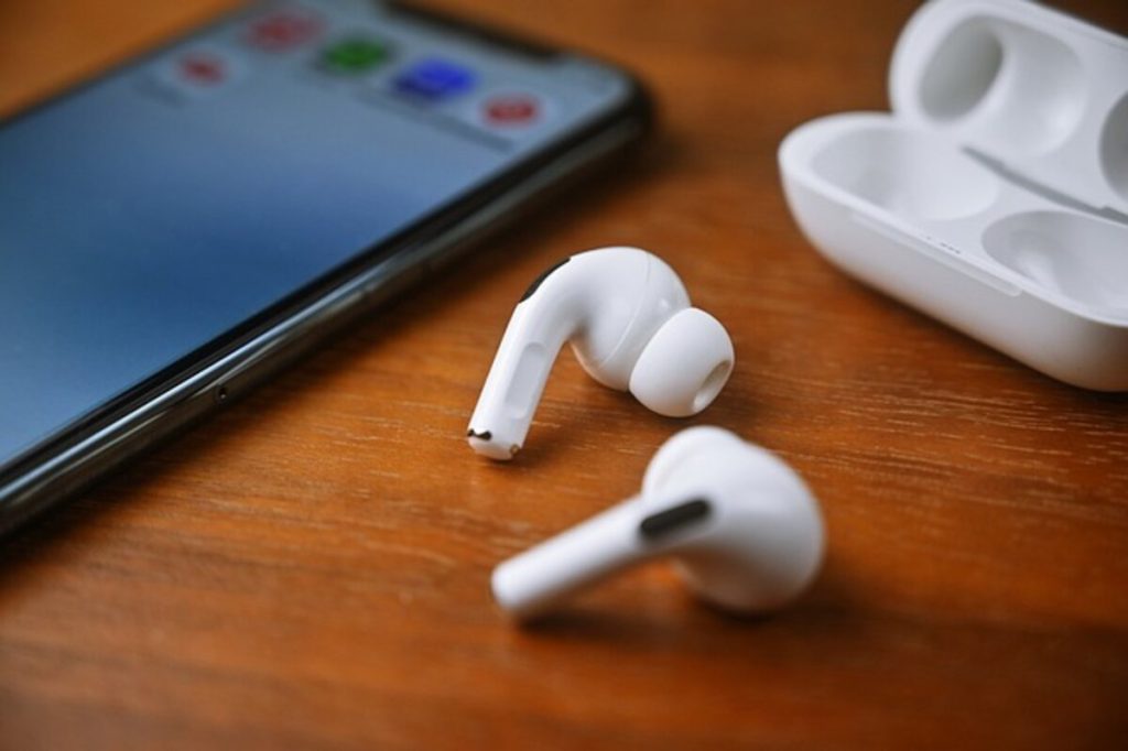 AirPods