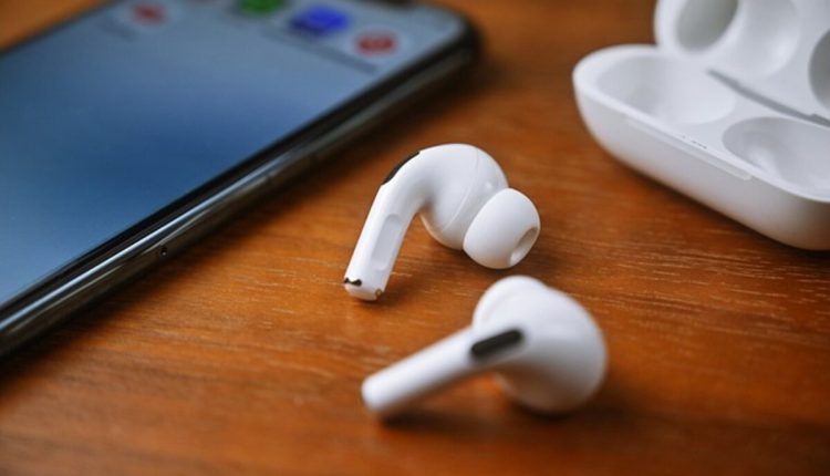 AirPods