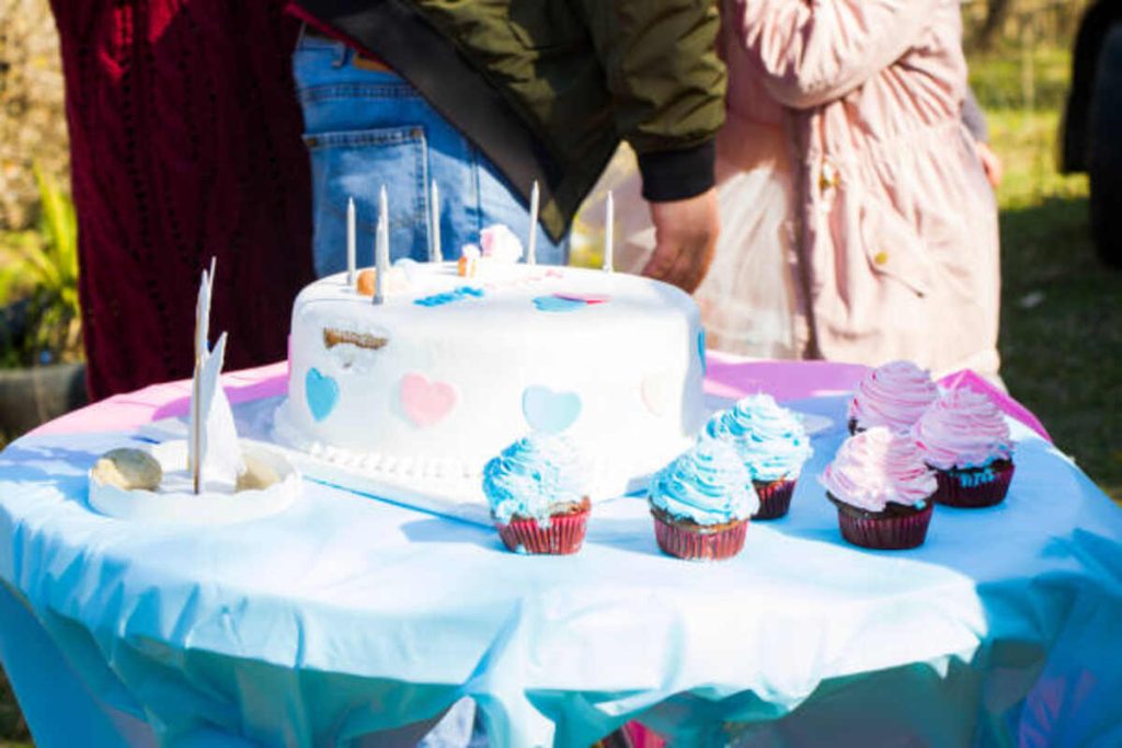 Elegant Confirmation Cake Ideas