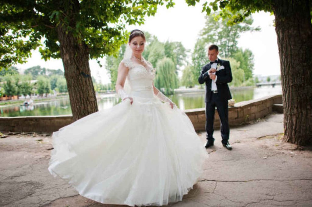 Pre Wedding Shoot Dresses