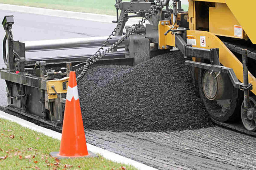 Maintenance Tips for Elk Grove Asphalt Pavements
